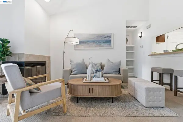 1792 Bevin Brook Dr, San Jose, CA 95112