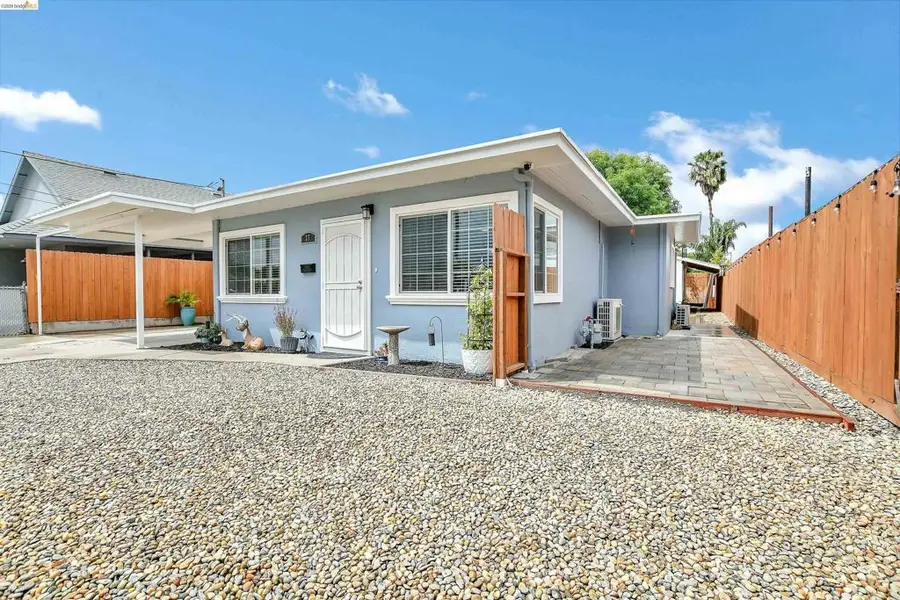 37 Beach Dr, Bay Point, CA 94565 - #2