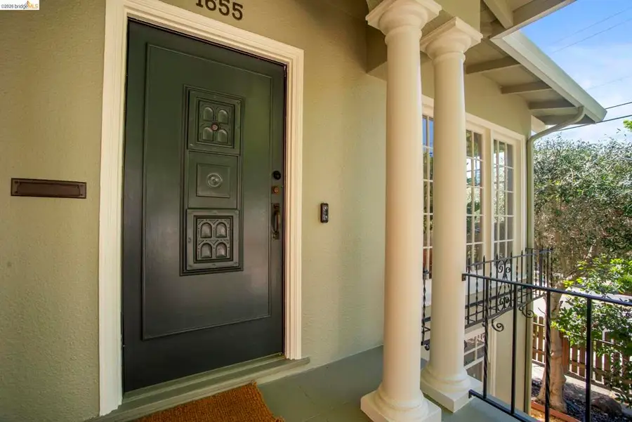 1655 E 38th Street, Oakland, CA 94602 - #3