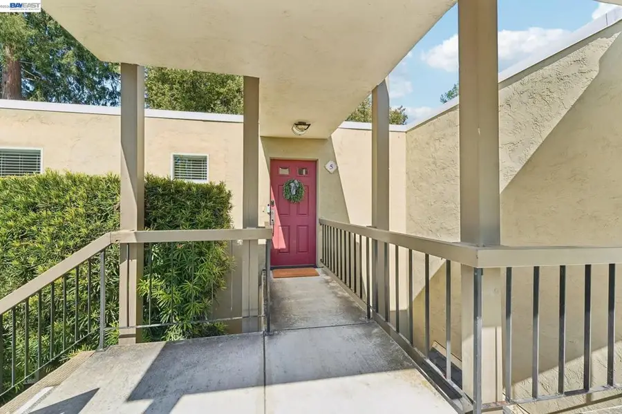 651 Moraga Road #5, Moraga, CA 94556 - #3