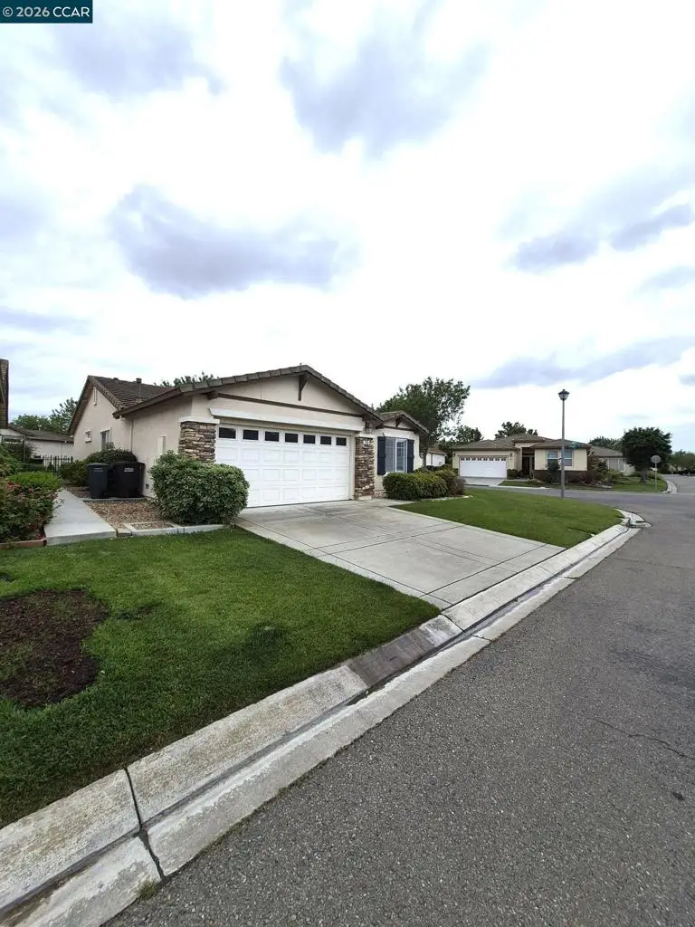 200 Springhill Dr, Rio Vista, CA 94571 - #2