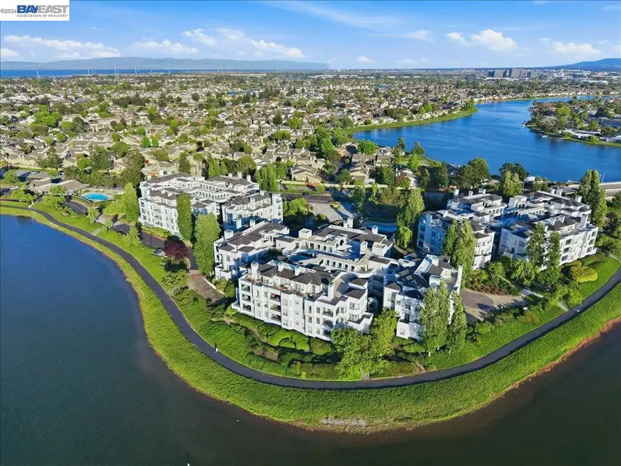 720 Promontory Point Ln #2205, Foster City, CA 94404 - #2