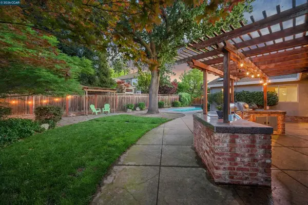 2030 Smith Lane, Concord, CA 94518