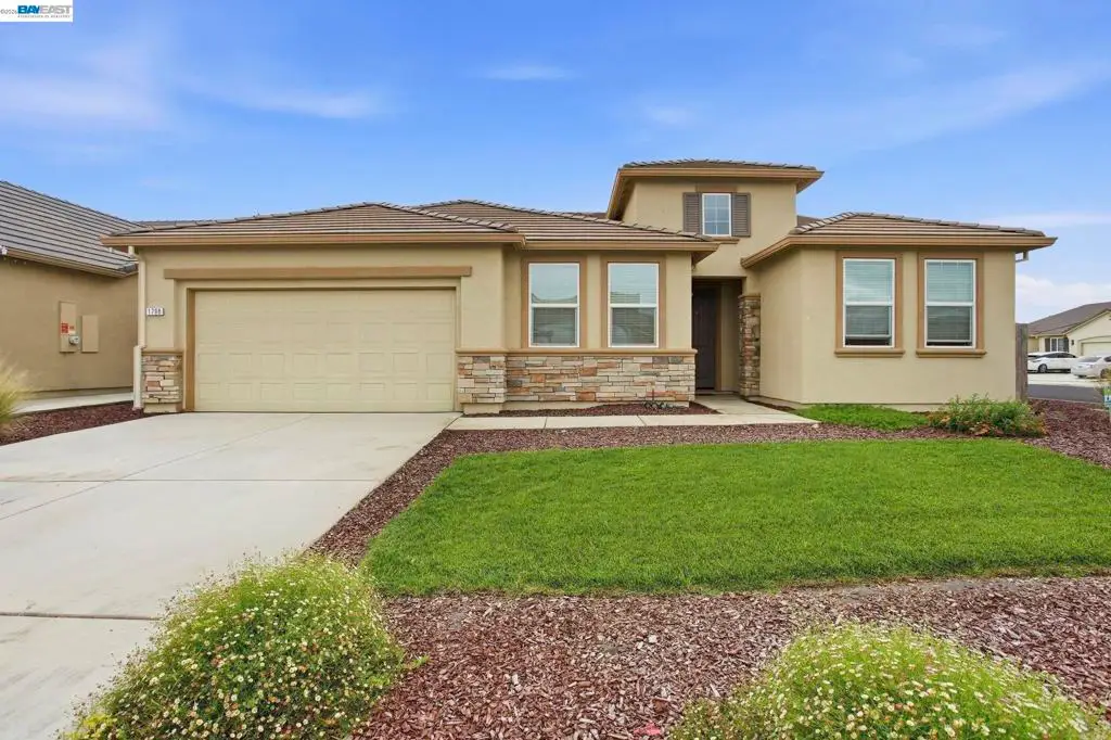 1798 St Croix Ct, Plumas Lake, CA 95961 - #1