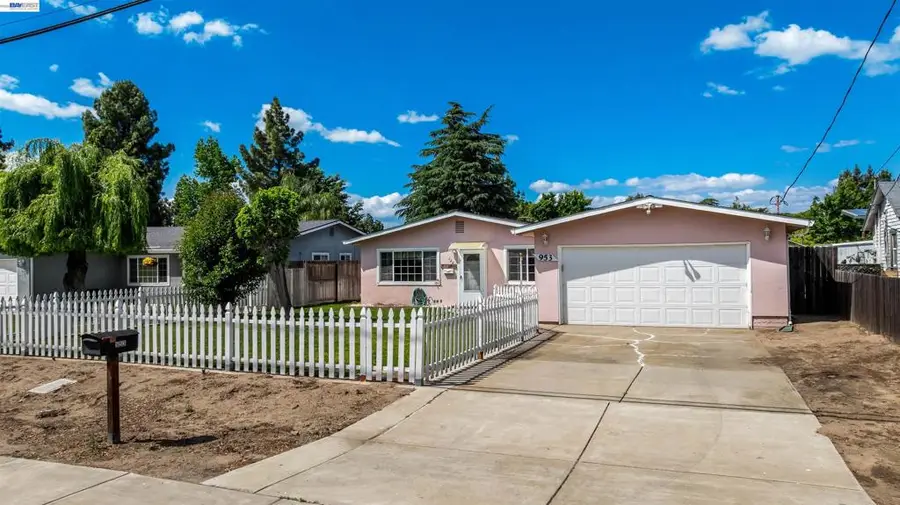 953 Thomsen Road, Lathrop, CA 95330 - #3