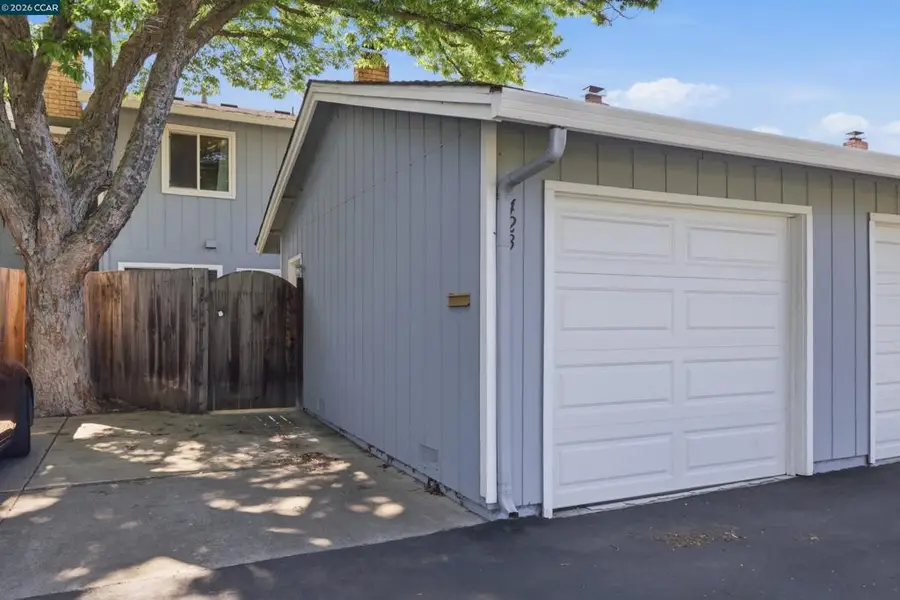 1423 Saint James Pkwy, Concord, CA 94521 - #3