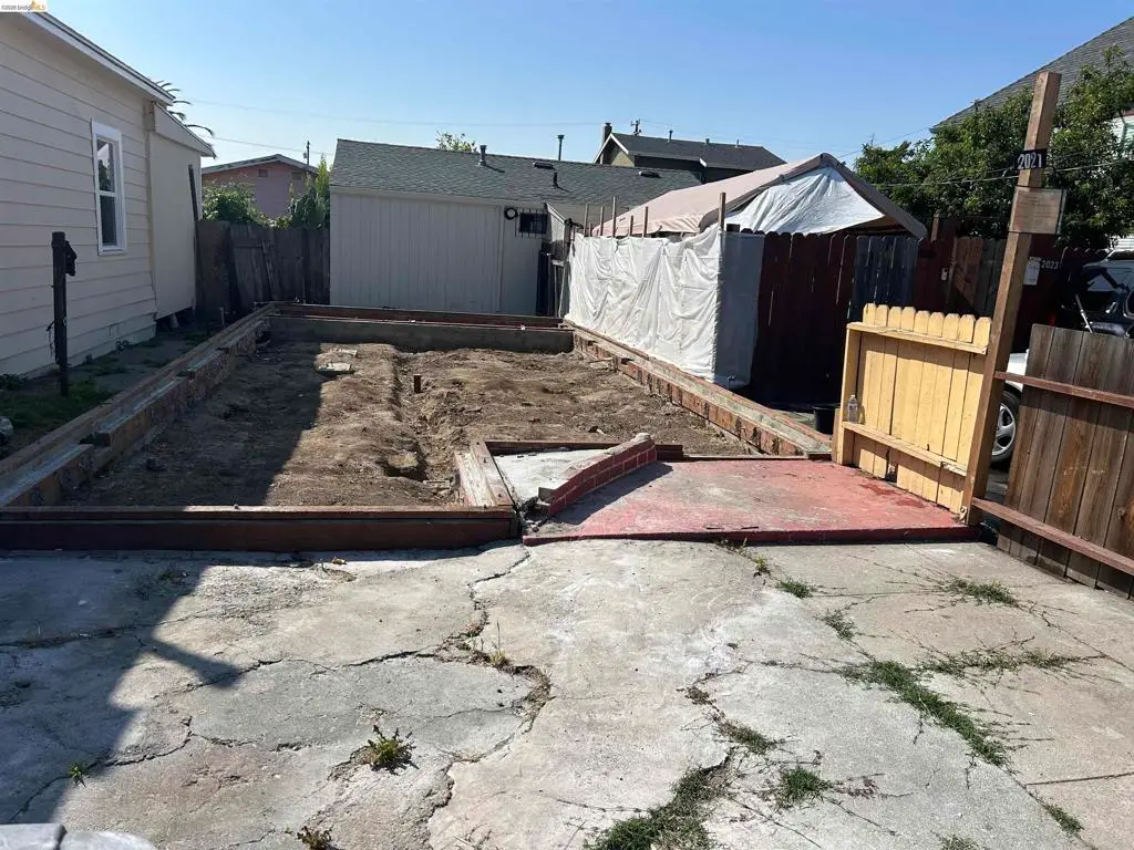 2021 27th Ave, Oakland, CA 94601 - #1