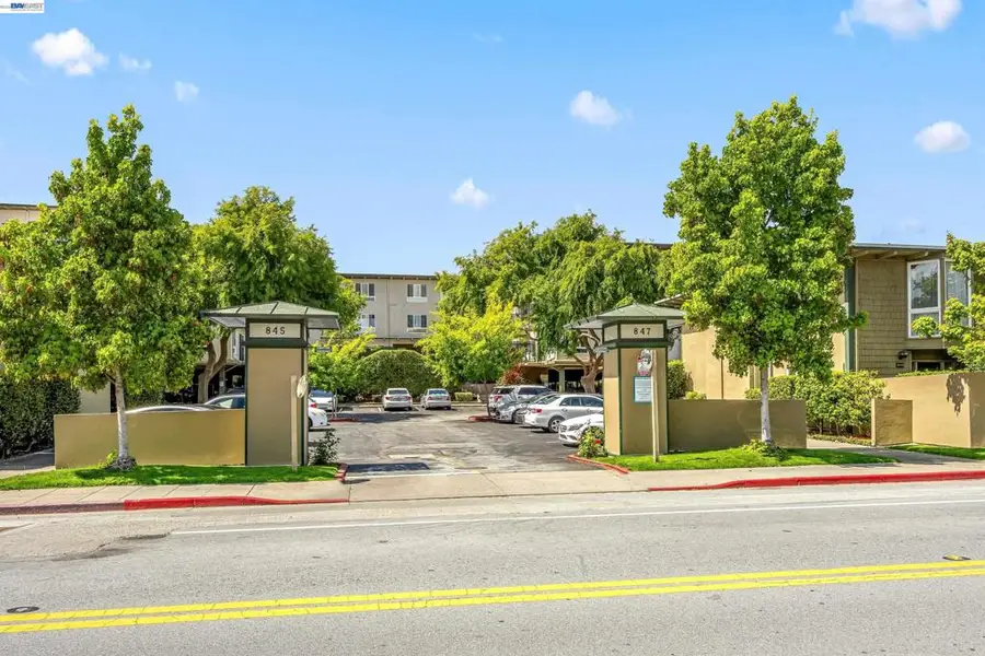 847 N Humboldt St #210, San Mateo, CA 94401 - #2