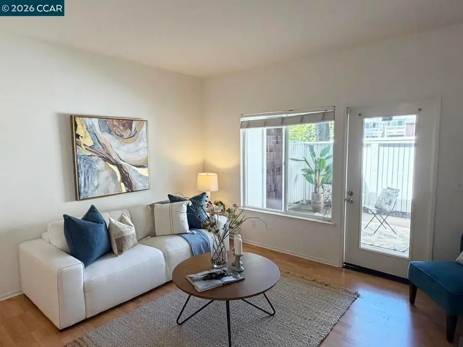 99 Marina Lakes Dr, Richmond, CA 94804 - #2