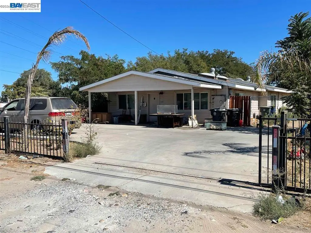 580 S Airport Way, Manteca, CA 95337 - #1
