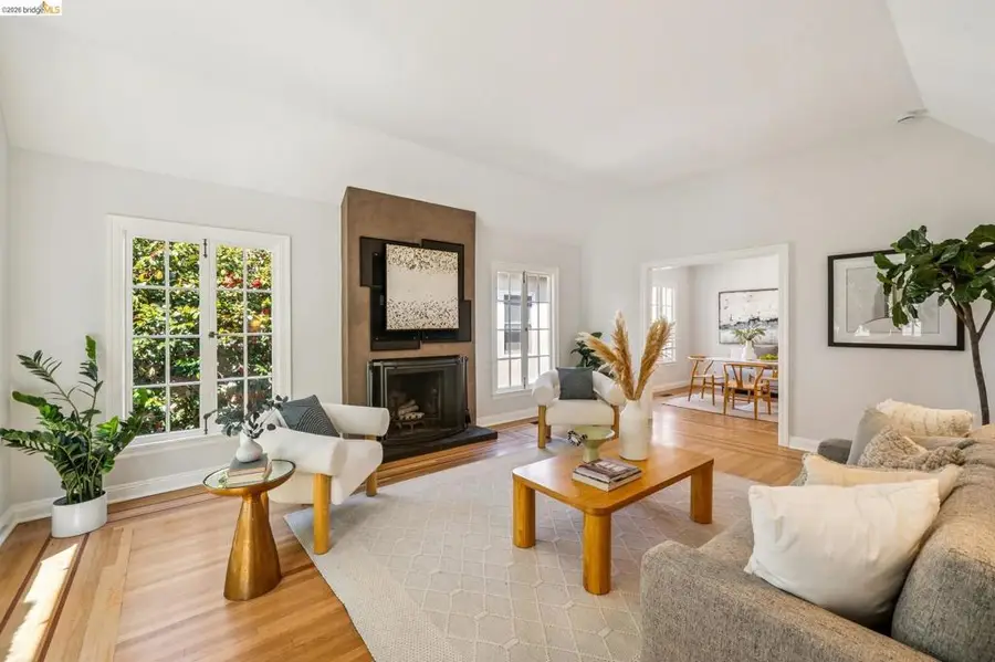 1339 Thousand Oaks Blvd., Albany, CA 94706 - #2