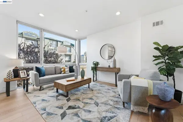 857 W Grand Ave, Oakland, CA 94607