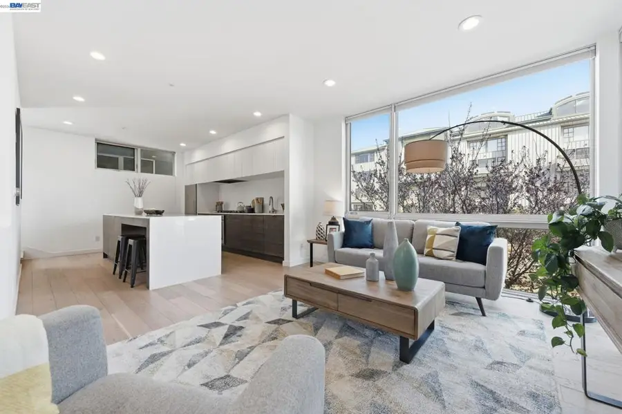 857 W Grand Ave, Oakland, CA 94607 - #3