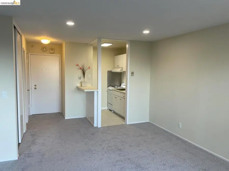 Address Withheld By Seller, Emeryville, CA 94608 - #2