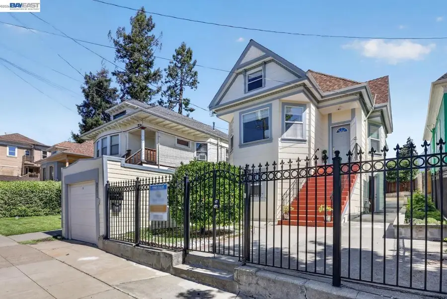 1328 E 25th St, Oakland, CA 94606 - #3