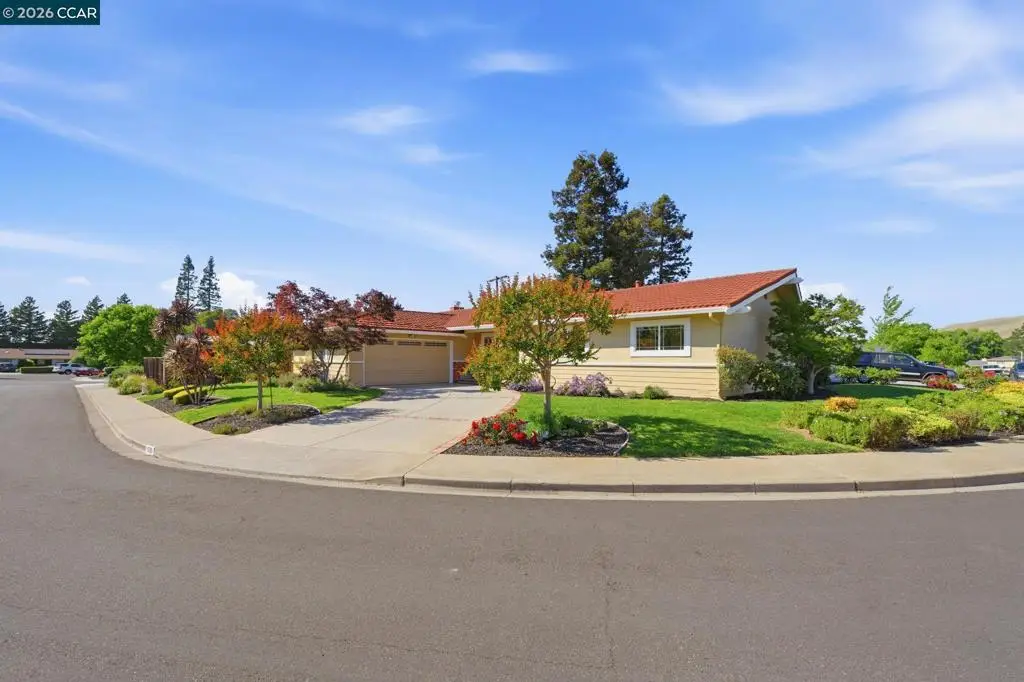 1525 American Beauty Dr, Concord, CA 94521 - #1