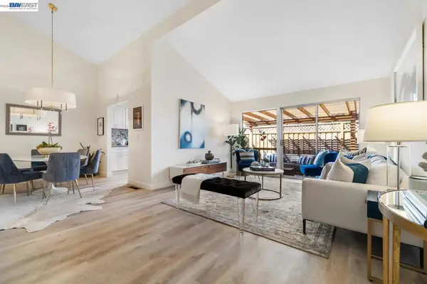 1371 Cherrywood Sq, San Jose, CA 95117
