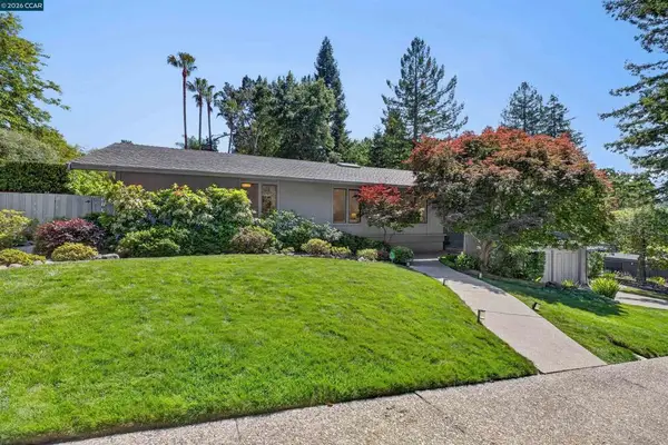 37 E Altarinda Dr, Orinda, CA 94563