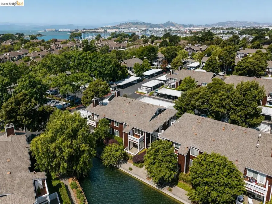 154 Marina Lakes Dr, Richmond, CA 94804 - #3