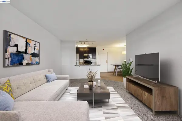6400 Christie Ave #2106, Emeryville, CA 94608