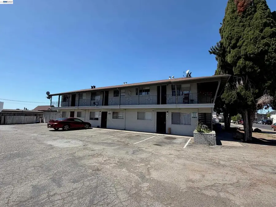 318 Dumont Ave, Hayward, CA 94544 - #2