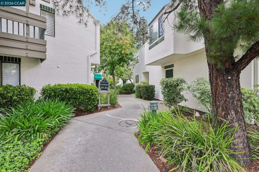 47 Mozden Ln, Pleasant Hill, CA 94523 - #2