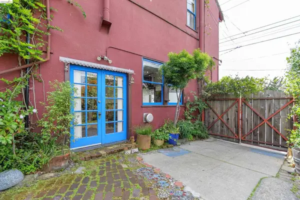 1735 Tenth St, Berkeley, CA 94710