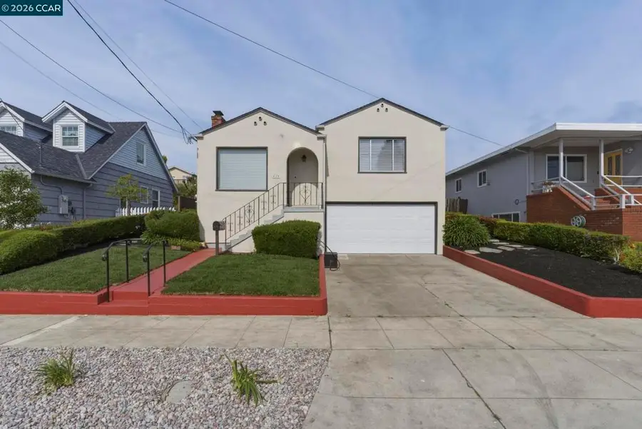 614 Kern St, Richmond, CA 94805 - #2