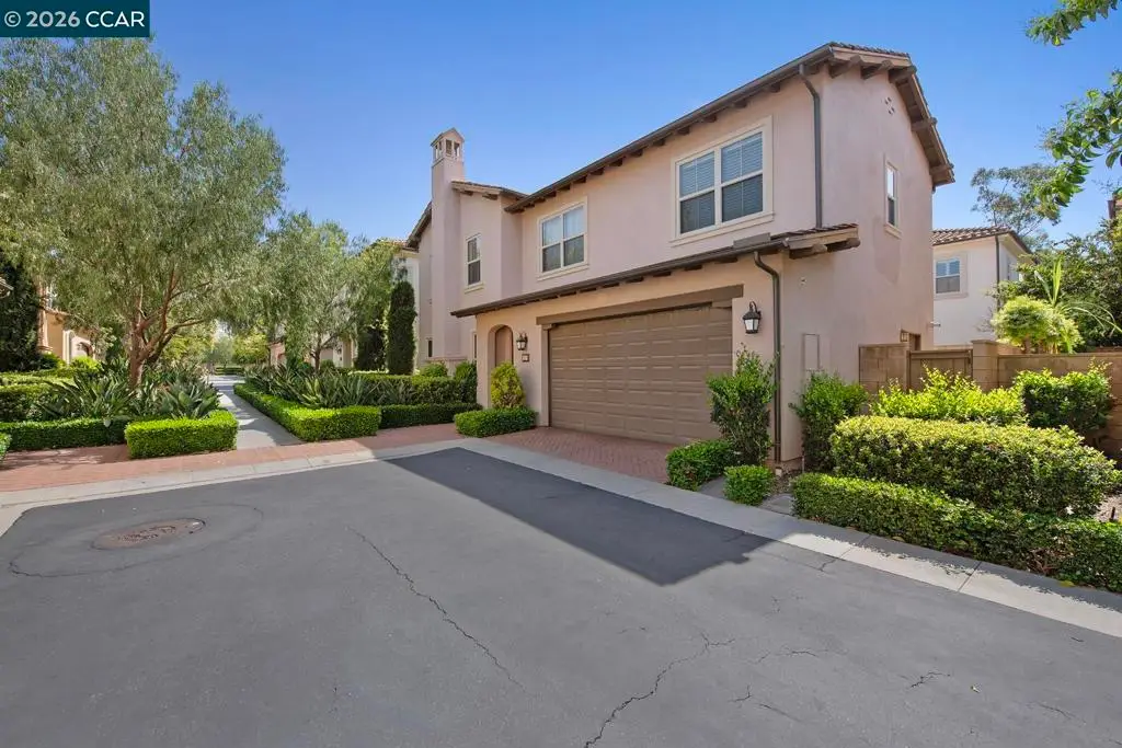 217 Mantle, Irvine, CA 92618 - #1