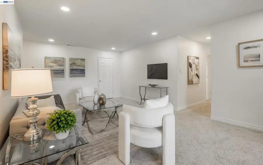 3592 Payne Ave #6, San Jose, CA 95117 - #2