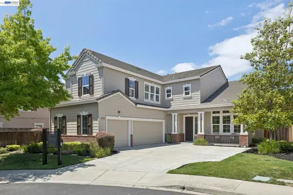 3609 Oakhurst Ct, Dublin, CA 94568