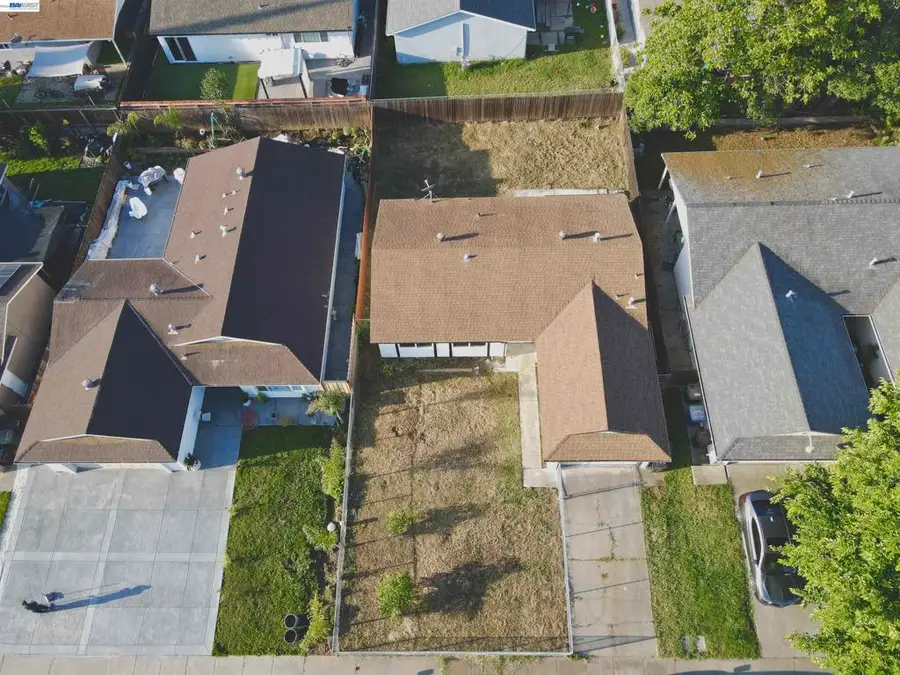 7340 Salazar Dr, North Highlands, CA 95660 - #2