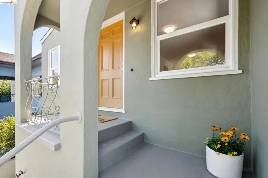 820 Madison St, Albany, CA 94706 - #2