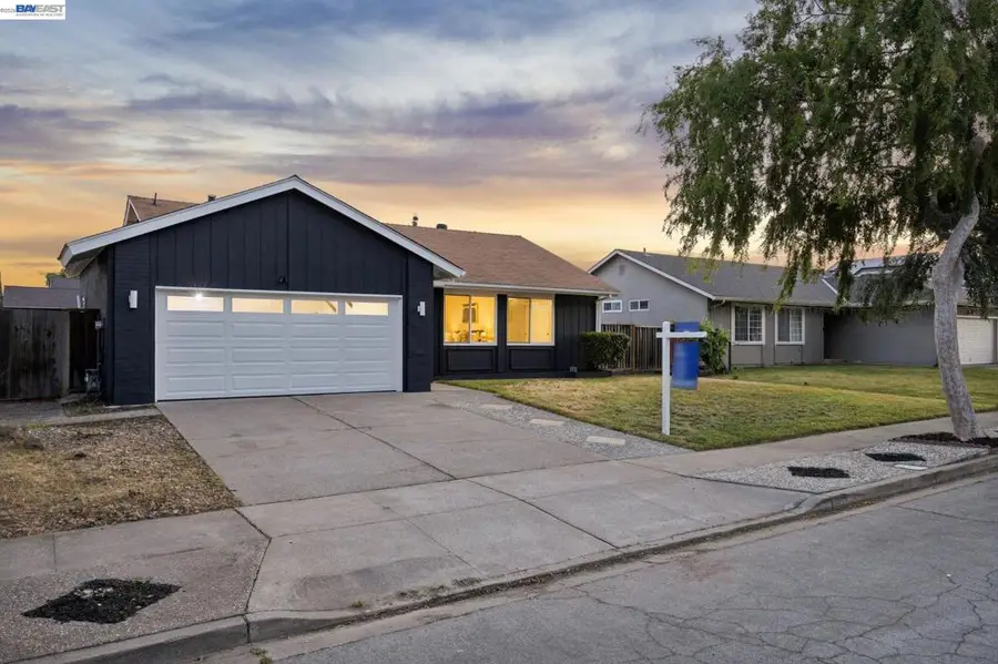 37825 Goldenrod Dr, Newark, CA 94560 - #3
