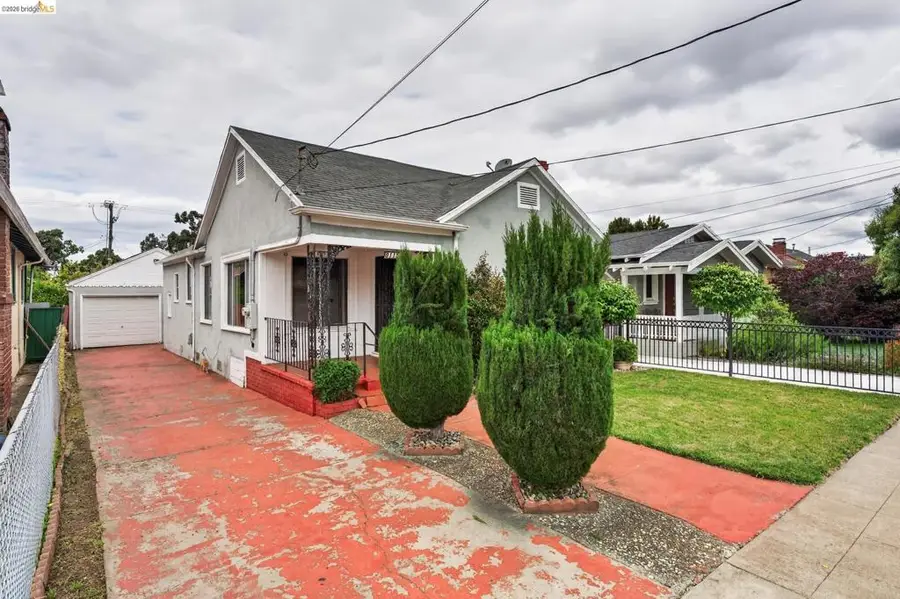 8115 Iris St, Oakland, CA 94605 - #2