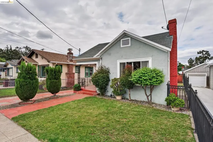 8115 Iris St, Oakland, CA 94605 - #3