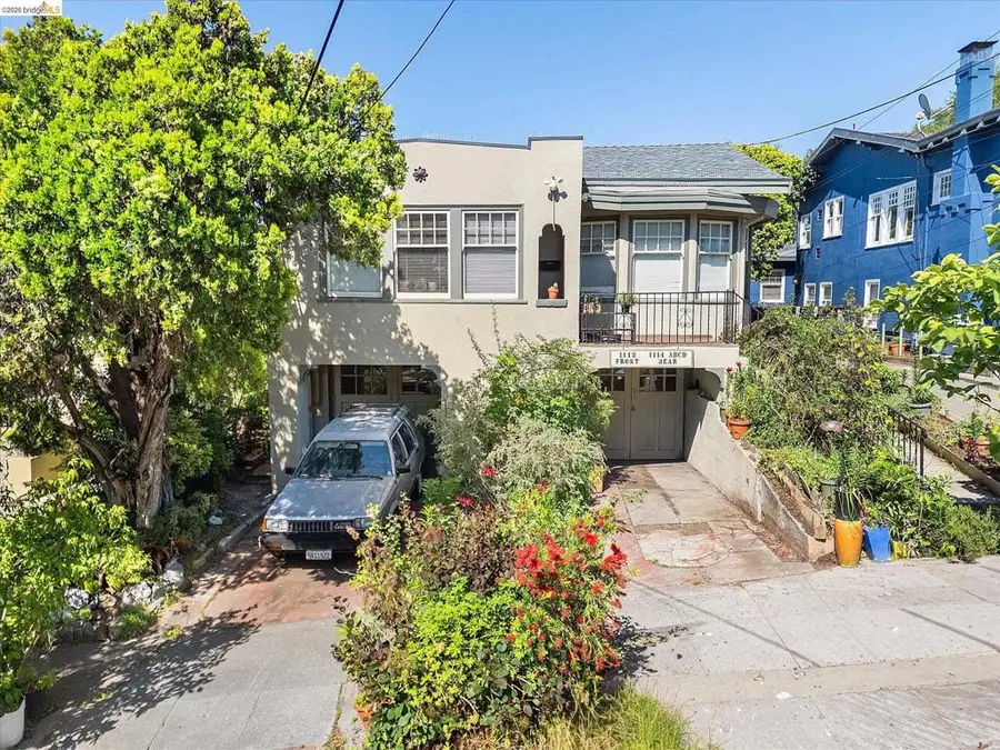 1112 E 33rd St, Oakland, CA 94610 - #2