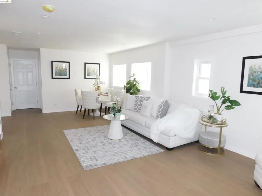 3086 Middleton St, Oakland, CA 94605 - #2