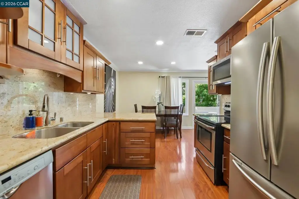 825 Oak Grove Rd #40, Concord, CA 94518 - #1
