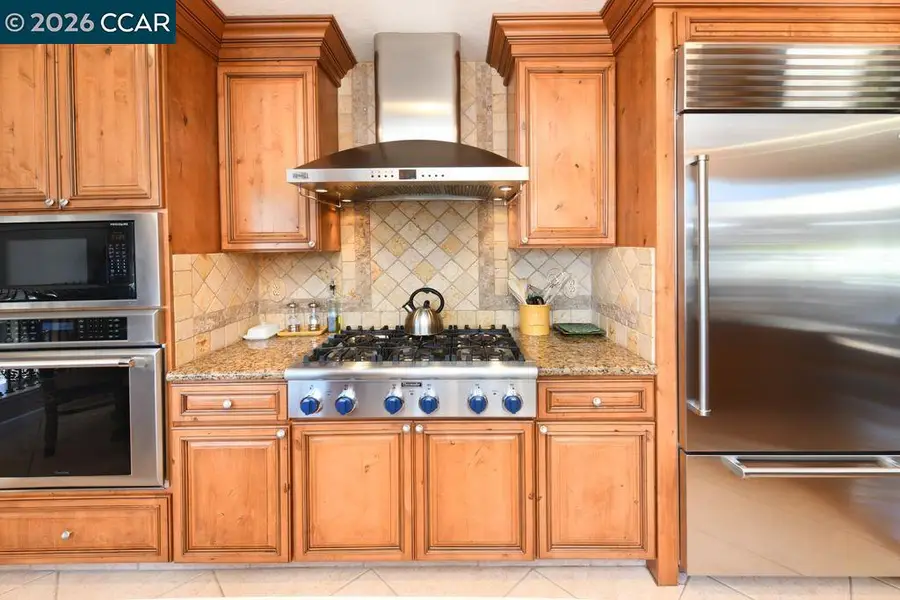 1894 Sagewood Ct, Concord, CA 94521 - #2