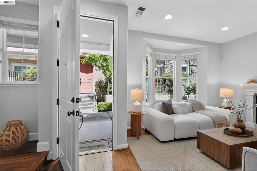 5880 Hillbrook Pl, Dublin, CA 94568 - #3
