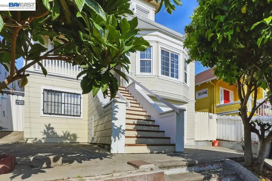 2506 Highland Ave, Oakland, CA 94606 - #2