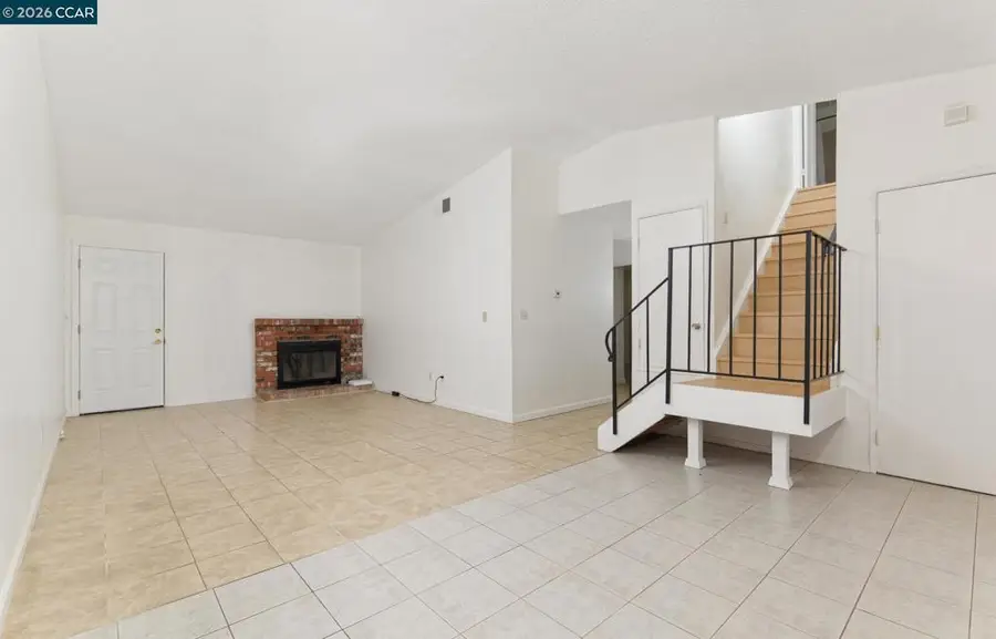 2412 Sequoia Dr, Antioch, CA 94509 - #3
