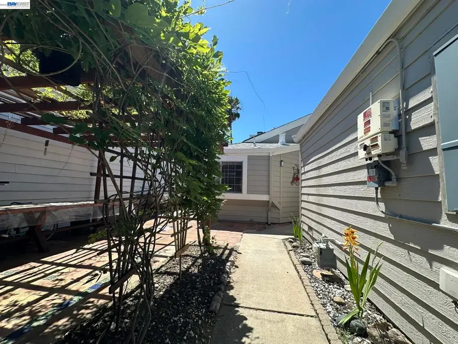 3225 Islewood Ct, Antioch, CA 94531 - #2