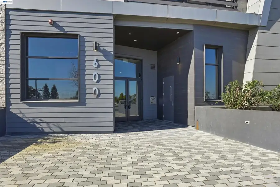 600 El Camino Real #302, Belmont, CA 94002 - #2