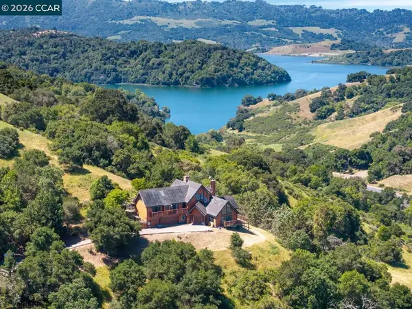 224 Bear Oaks Lane, Martinez, CA 94553