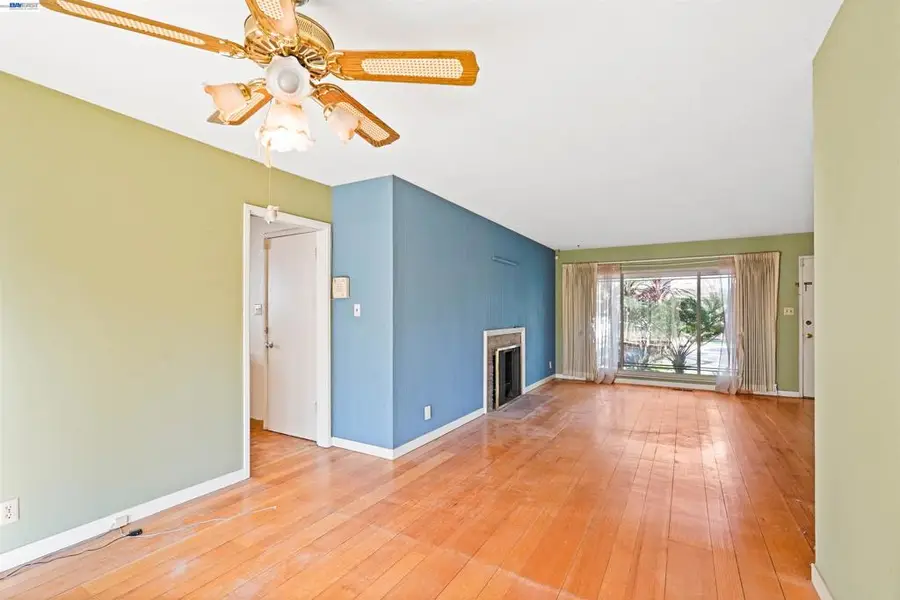 15879 Via Cordoba, San Lorenzo, CA 94580 - #2
