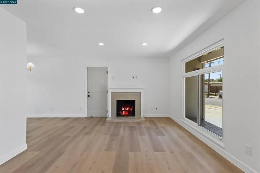 2678 Mayfair Ave, Concord, CA 94520 - #3