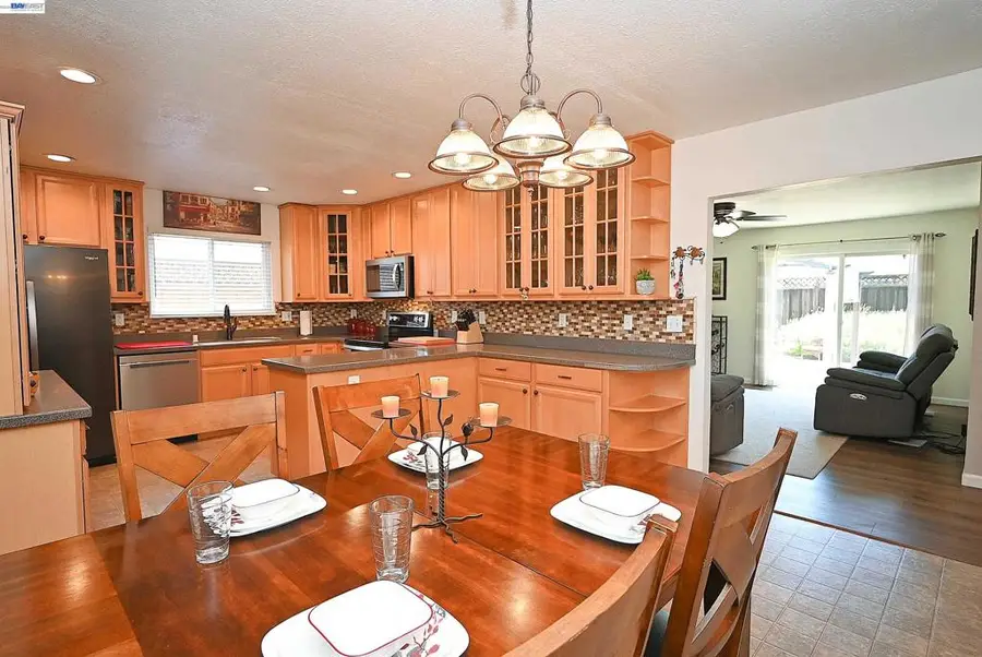 637 Dover Way, Livermore, CA 94551 - #3