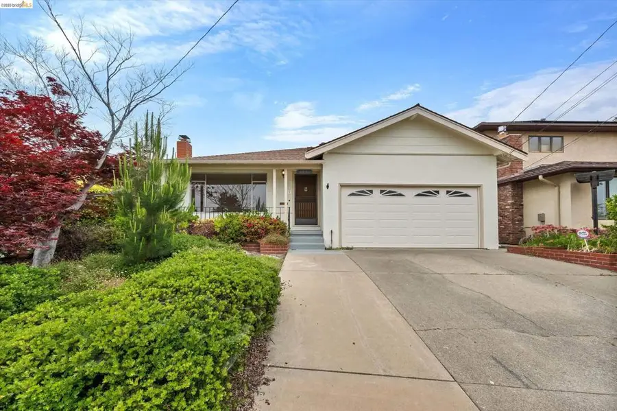 4054 Milton Ave, Castro Valley, CA 94546 - #2